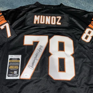 Anthony Munoz Signed Cincinnati Bengals Jersey HOF Legend Superstar JSA Auth #2