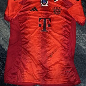 Luca Toni Signed Bayern Munich Jersey Italian Soccer Superstar Beckett