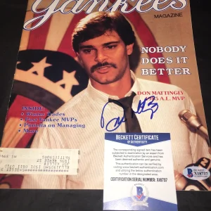 Don Mattingly Signed 1986 Yankees Magazine Nobody Does It Better Beckett