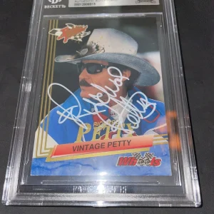 Richard Petty Signed 1993 Wheels Rookie Thunder Card Beckett Encap #2