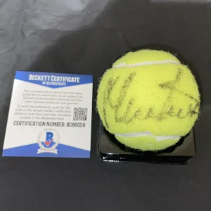 Martina Navratilova Signed Tennis Ball Champion Legend Beckett #2
