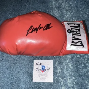 Laila Ali Signed Everlast Boxing Glove Champ Hall Of Fame Beckett #2