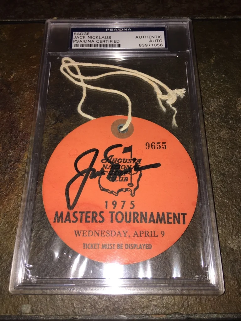 Jack Nicklaus Signed Official 1975 Masters Badge Golden Bear 6x Champ PSA/DNA