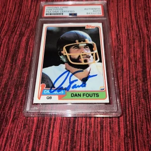 Dan Fouts ￼Signed 1981 Topps Trading Card San Diego Chargers PSA/DNA Slab
