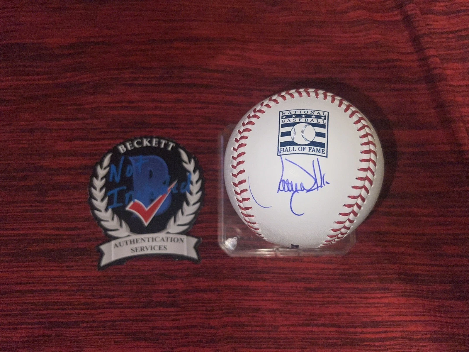 Larry Walker Signed Official Hall Of Fame Baseball Rockies Expos ...