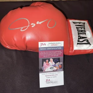 Oscar De La Hoya Signed Everlast Boxing Glove Golden Boy Legend JSA Auth #3