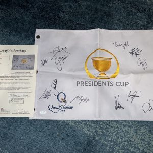 USA Team Signed Official 2022 Presidents Cup Flag Scheffler Speith Finau JSA LOA