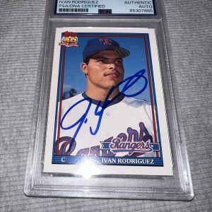 Ivan Rodriguez Signed 1991 Topps Rookie Trading Card Hall Of Fame PSA/DNA