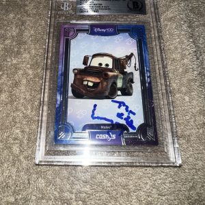 Larry The Cable Guy Signed 2023 Disney 100 Trading Card Mater Beckett #2