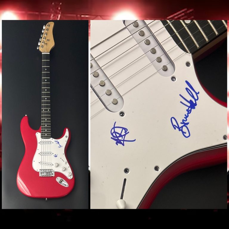 GFA Bruce Hall & Neal Doughty * REO SPEEDWAGON * Band Signed Electric Guitar COA