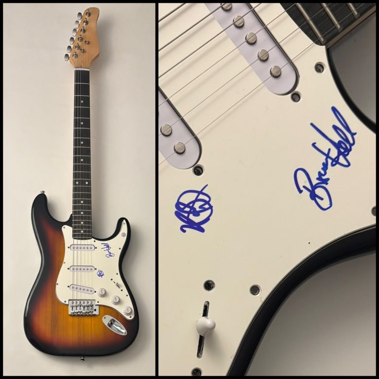GFA Bruce Hall & Neal Doughty * REO SPEEDWAGON * Band Signed Electric Guitar COA