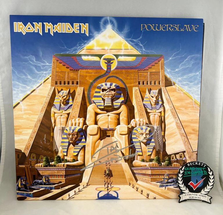 Nicko McBrain Signed Vinyl LP Album Iron Maiden Powerslave Beckett BAS COA