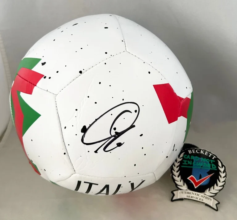 Francesco Totti Signed Soccer Ball Italy 2006 World Cup Beckett BAS 2 COA