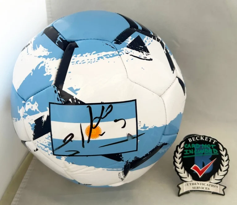 Leandro Paredes Signed Soccer Ball Argentina 2022 World Cup Beckett BAS COA