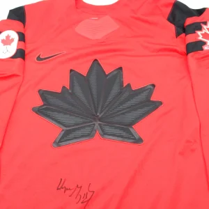 Wayne Gretzky Signed Team Canada Medium Nike Hockey Jersey w/Beckett LOA AE38961