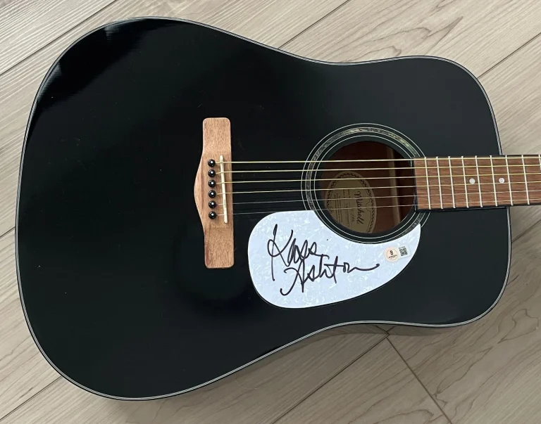 KASSI ASHTON SIGNED AUTOGRAPH 41