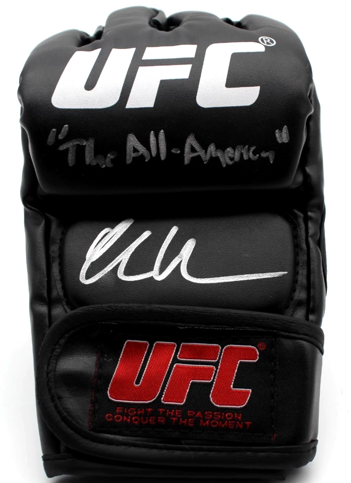 Chris Weidman Signed UFC Training Glove MMA w/Beckett COA BAS BU41425