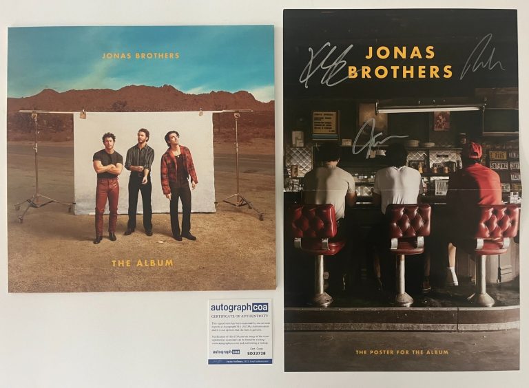 JONAS BROTHERS THE ALBUM VINYL BUNDLE w/ SIGNED AUTOGRAPH POSTER & ACOA COA