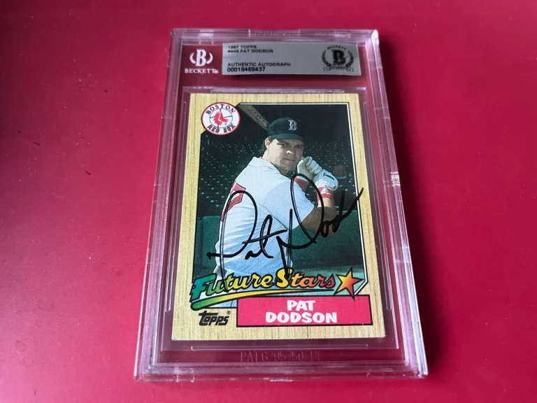 Pat Dodson Red Sox MLB 1987 Topps Card Signed Auto Beckett  BAS ENCAPSULATED