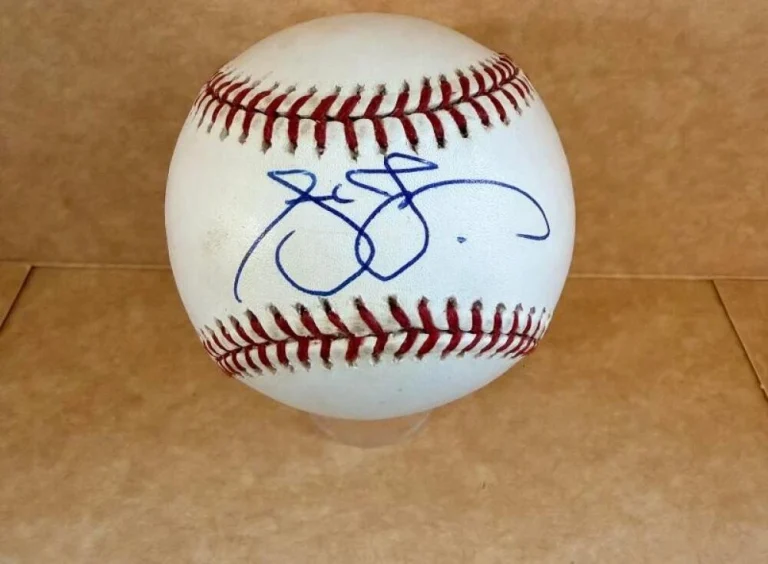 ANDRUW JONES ATLANTA BRAVES  SIGNED AUTOGRAPHED M.L. BASEBALL BECKETT AUTH