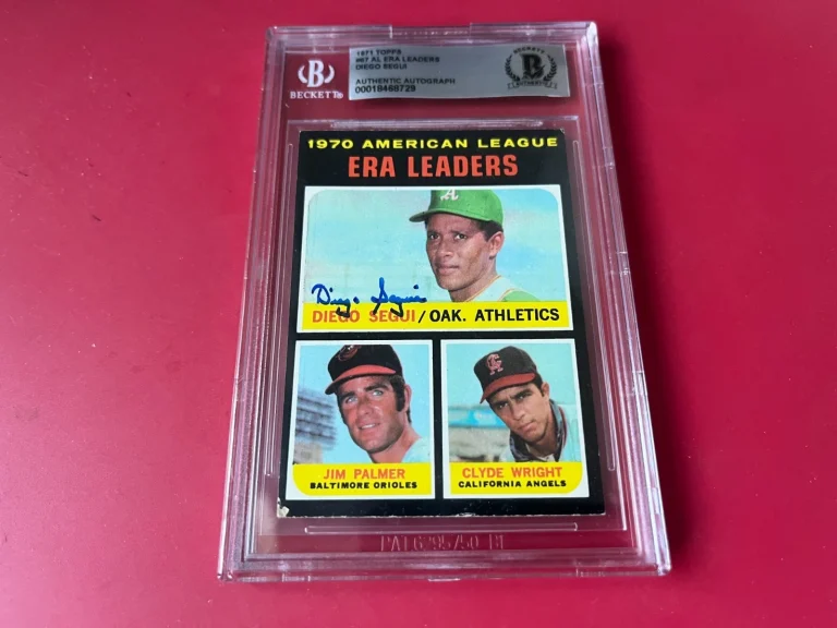 Diego Segui A's  MLB 1971 Topps Card Signed Auto Beckett  BAS ENCAPSULATED