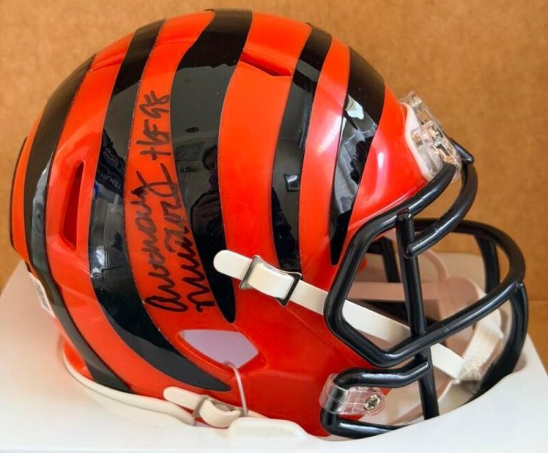 ANTHONY MUNOZ CINCINNATI BENGALS HOF SIGNED SPEED MINI HELMET BECKETT