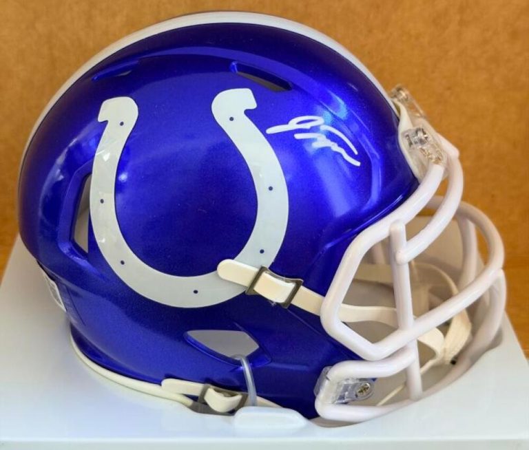 JONATHAN TAYLOR INDIANAPOLIS COLTS SIGNED FLASH MINI HELMET BECKETT AUTHENTIC