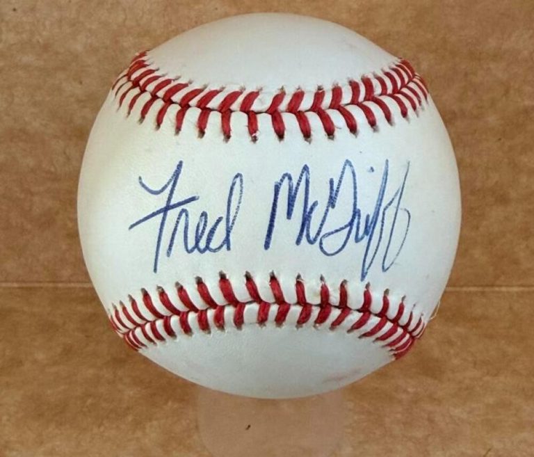 FRED MCGRIFF ATLANTA BRAVES SIGNED VINTAGE N.L. BASEBALL BECKETT AUTH