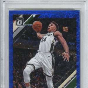 2019 Panini Donruss Optic 81 Giannis Antetokounmpo Blue Velocity PSA 9