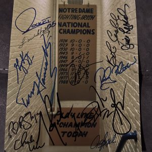 14 Signed Notre Dame 8 X 10 Photo Brady Quinn Lou Holtz Rocket Ismail Mike Golic