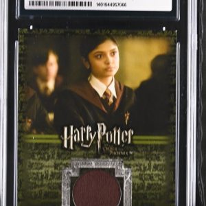 2007 Artbox Harry Potter OOTP Gryffindor school robes C15 CGC 7