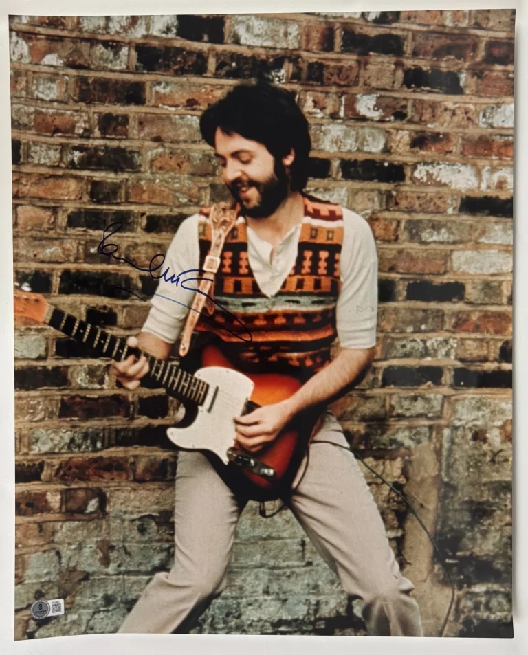 Paul McCartney Signed 16x20 Photograph The Beatles Beckett BAS LOA