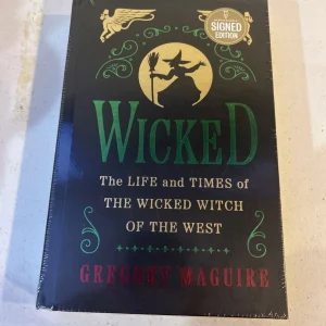 Barnes & Noble Signed Edition Of Wicked By Gregory Maguire AUTOGRAPH NEW SEALED