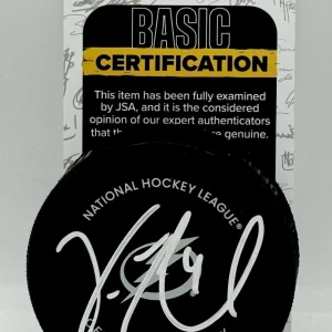 Vincent Lecavalier signed Tampa Bay Lightning Official Game Puck autographed JSA