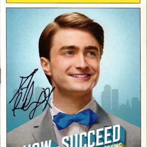 DANIEL RADCLIFFE HAND SIGNED HOW TO SUCCEED IN BUSINESS NYC PLAYBILL         JSA