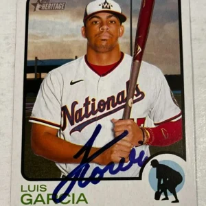 LUIS GARCIA SIGNED 2022 TOPPS HERITAGE BASEBALL CARD AUTO