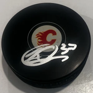 YAN KUZNETSOV SIGNED CALGARY FLAMES HOCKEY PUCK W/ CASE COA
