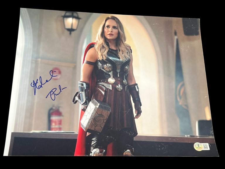 NATALIE PORTMAN SIGNED AUTOGRAPH 11x14 PHOTO THOR LOVE THUNDER BECKETT BAS D