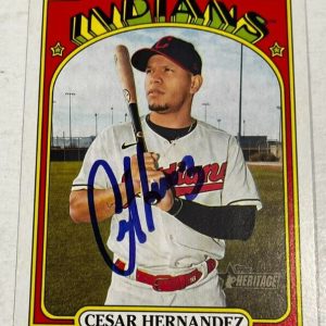 CESAR HERNANDEZ SIGNED 2021 TOPPS HERITAGE BASEBALL CARD AUTO