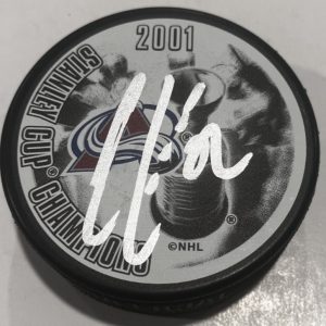 ADAM FOOTE SIGNED COLORADO AVALANCHE 2001 STANLEY CUP HOCKEY PUCK W/ CASE COA