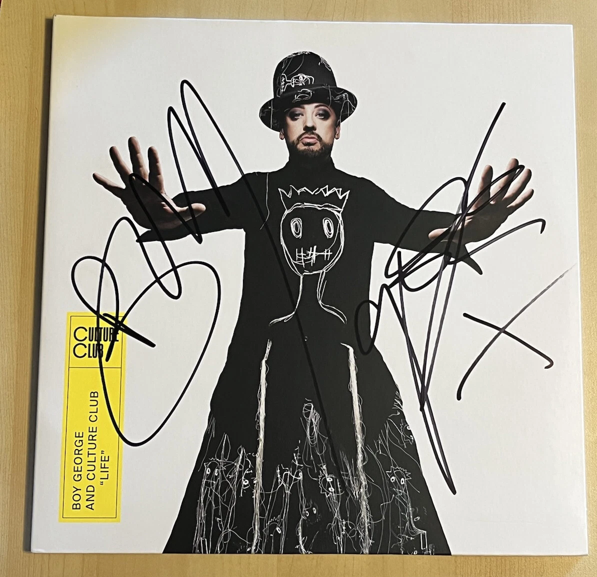 BOY GEORGE HAND SIGNED VINYL RECORD ALBUM AUTOGRAPHED CULTURE CLUB FULL ...