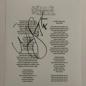 WES SCANTLIN SIGNED LYRIC SHEET AUTOGRAPHED PUDDLE OF MUDD BAND LEAD SINGER COA