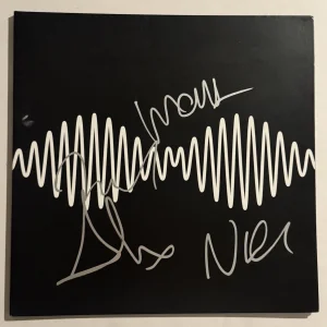 ARCTIC MONKEYS FULL BAND SIGNED VINYL ALBUM RECORD AUTOGRAPHED ALEX TURNER COA
