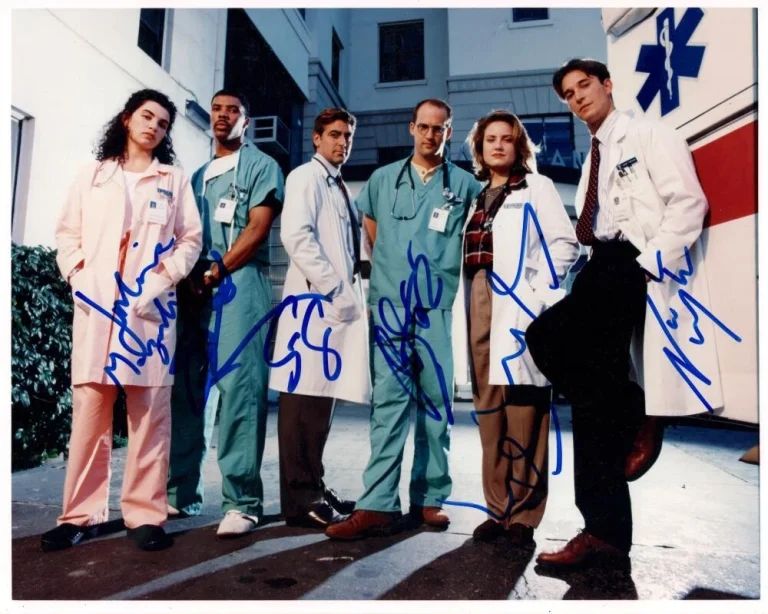 ER Cast Complete Signed Autograph 8x10 Photo Stringfield Clooney Wyle +3 JSA COA