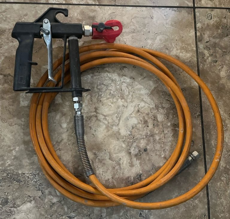 Wagner G-06 Airless  Paint Sprayer Gun Handle With Tip and Hose