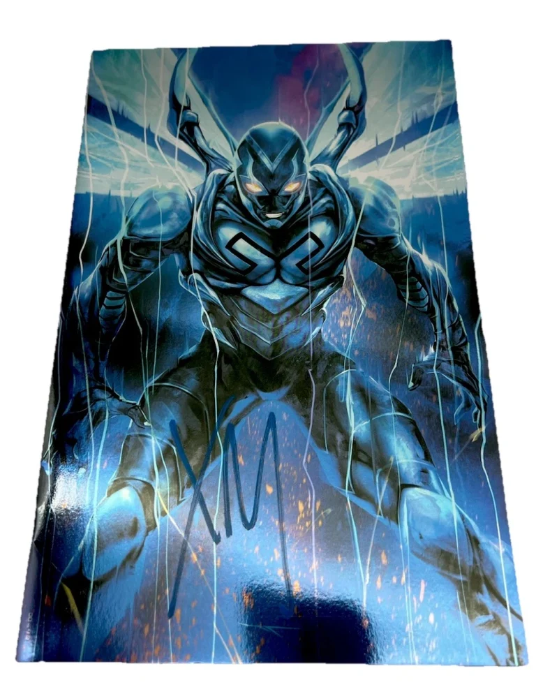 Xolo Mariduena Signed Blue Beetle Variant Comic Book w/Beckett COA BAS BV13216
