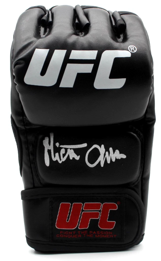 Michal Oleksiejczuk Signed UFC Training Glove MMA w/Beckett COA BAS BV10344