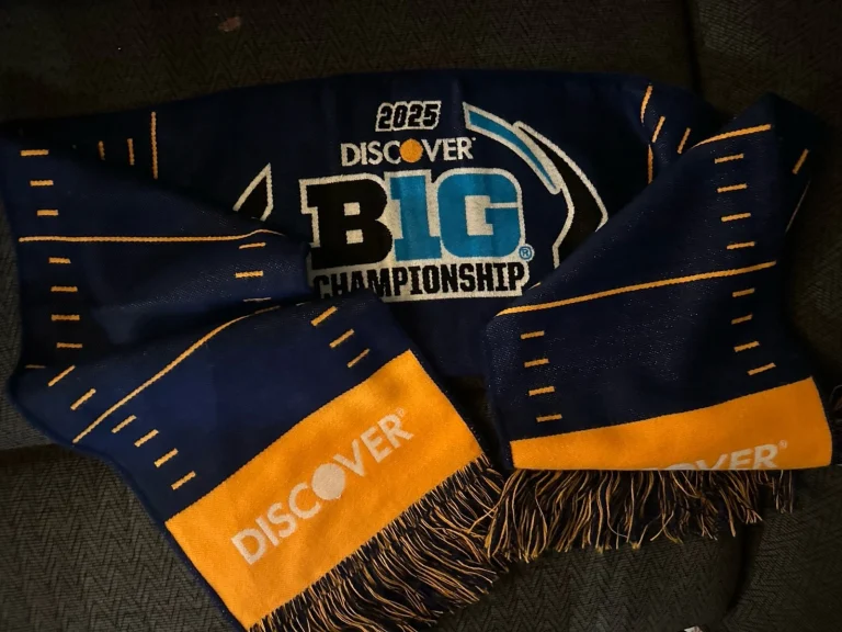 2025 Big Ten Football Fan Fest Knit Scarf New Winter Scarf Indiana Hoosiers IU