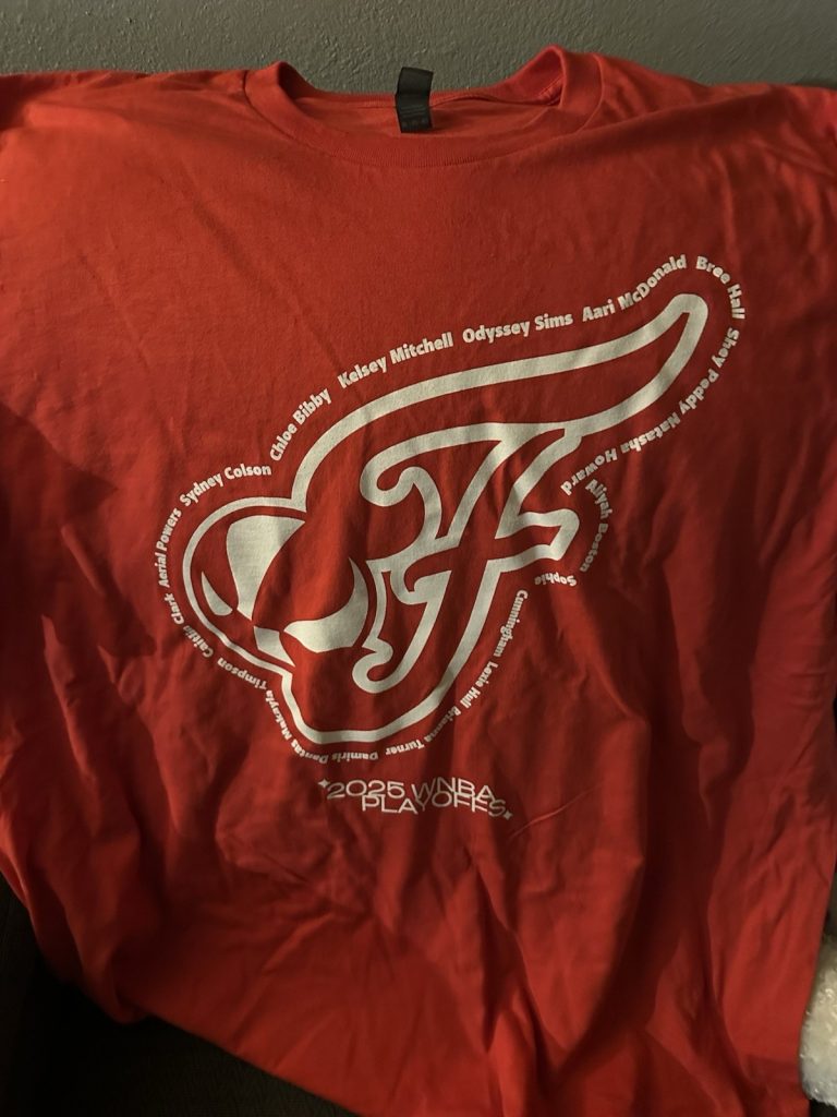 Indiana Fever Playoffs Adult 4XL Size T-Shirt 2025 WNBA Playoffs Caitlin Clark