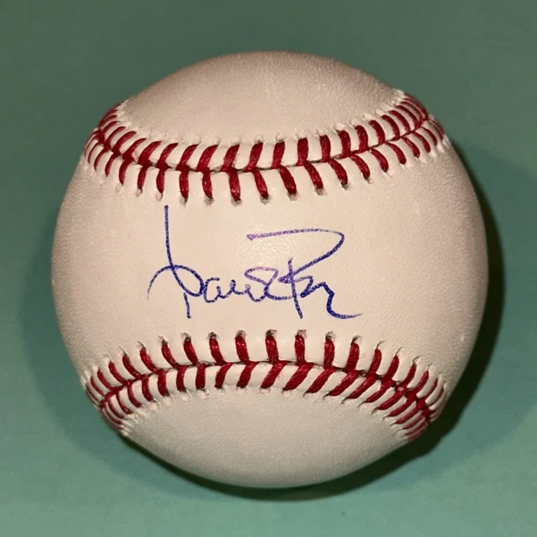AARON BOONE (New York YANKEES) Signed Official MLB Baseball Beckett (BAS)